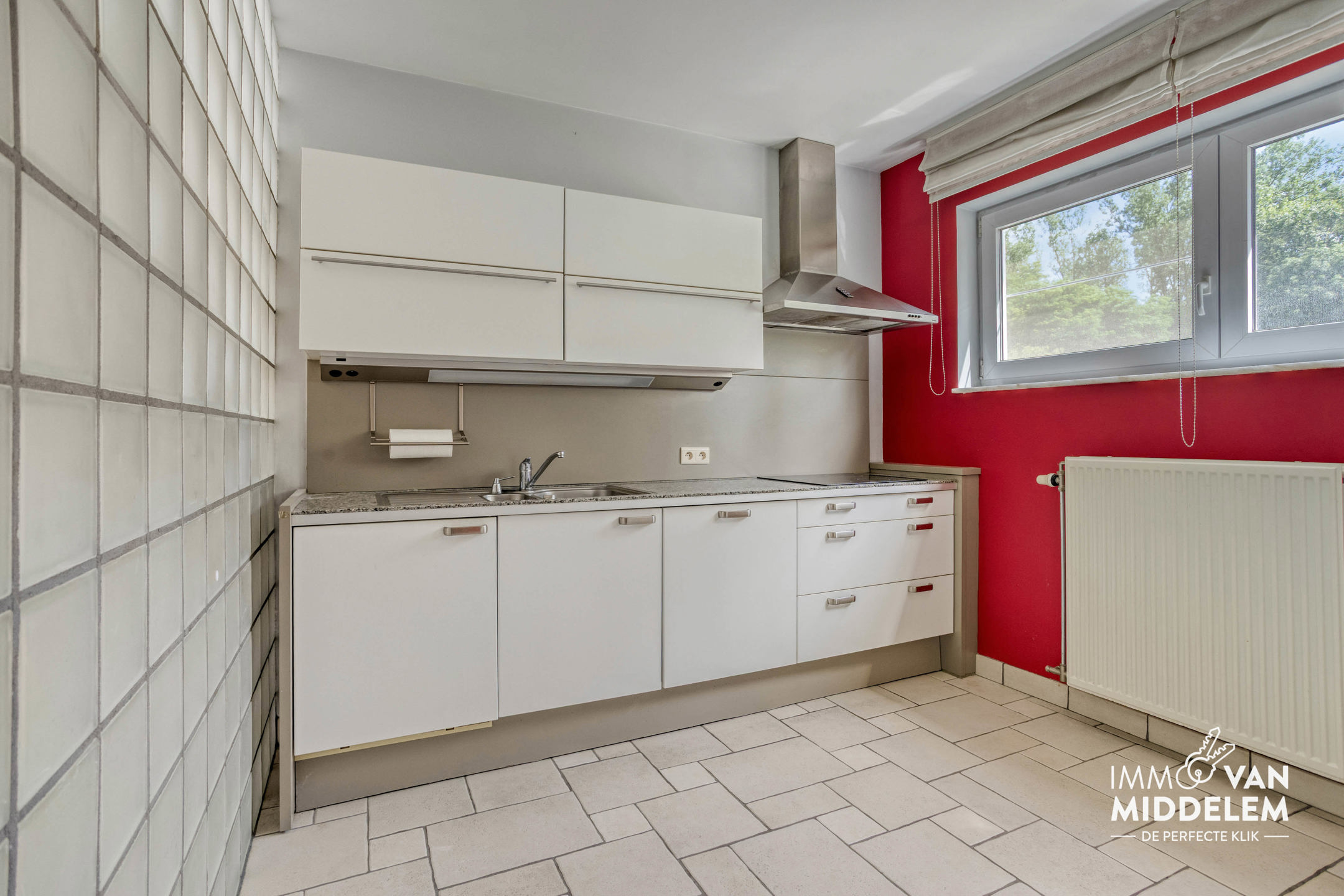 DUPLEXAPPARTEMENT MET 3 SLAAPKAMERS, GARAGE EN BERGING - foto 4