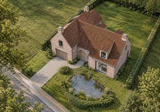 Droomt u van een ruime gezinswoning die u volledig naar eigen smaak kunt afwerken? Dan is deze open bebouwing in landelijke stijl zeker iets voor u.Bovendien kan het constructiedeel, mits voldaan wordt aan de wettelijke voorwaarden, aangekocht worden aan het gunstige btw-tarief van 6%.<br />Bij het betreden van de woning komt u terecht in een ruime inkomhal die met een vide meteen een gevoel van openheid en comfort creëert. De absolute blikvanger is de uitzonderlijk ruime leefruimte met open keuken van maar liefst 85 m², waar grote raampartijen zorgen voor veel natuurlijke lichtinval en een aangename verbinding met de tuin.<br />Praktisch comfort is eveneens volop aanwezig dankzij de inpandige garage en een ruime berging van 11 m², ideaal voor extra opslagruimte of huishoudelijke voorzieningen.<br />Op de verdieping bevinden zich 3 ruime slaapkamers. De grootste slaapkamer geniet bovendien van een en-suite badkamer. Verder beschikt de woning over een tweede ruime badkamer met plaats voor zowel een bad als een douche, evenals nog een tweede apart toilet.<br />Een extra troef is de bureauruimte op de eerste verdieping met zicht op de aangename tuin.<br />De woning geniet van een uiterst landelijke en rustige ligging, omgeven door groen en met een aangenaam gevoel van ruimte. Bovendien wordt de woning aangeboden met de mogelijkheid om de afwerking volledig af te stemmen op uw eigen wensen en stijl, zodat u uw droomwoning helemaal naar uw hand kunt zetten.<br />Kortom: een uitzonderlijk ruime nieuwbouwwoning met tal van mogelijkheden, een landelijke uitstraling en een prachtige ligging waar rust en wooncomfort centraal staan.<br />Referentie: 5745