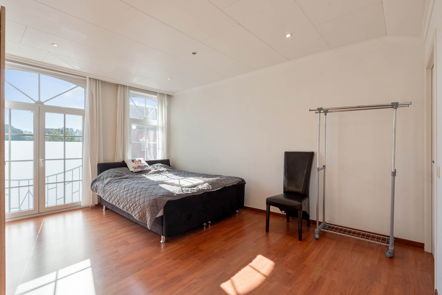 Ruim duplexappartement met 3 slaapkamers en groot terras in Wezemaal - photo 5