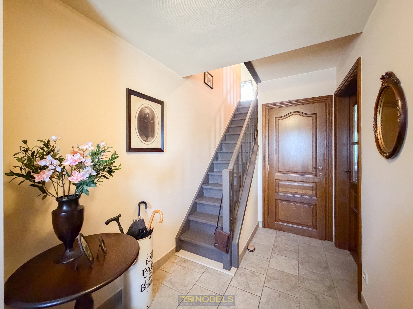 Te koop, Instapklare halfopen bebouwing met 3 slaapkamers in residentiële buurt te Anzegem! - photo 4