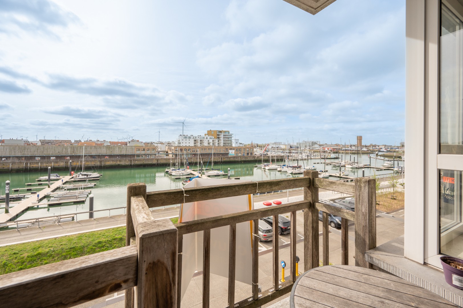 Zonnig appartement met 2 slaapkamers en terras met zicht op de jachthaven - foto 5