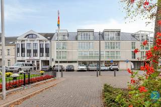 Luxe penthouse met drie slaapkamers, twee badkamers en twee terrassen.Ervaar het ultieme wooncomfort in dit exclusieve penthouse waar licht, ruimte...