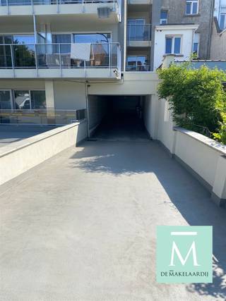 Garage à vendre à Malines