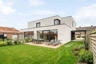 House for sale in Harelbeke