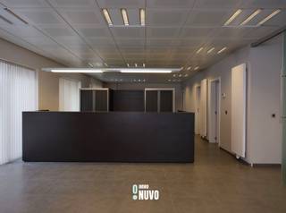 <p><span> </span></p><p><span>Centrally located ground floor office space that is part of a well-maintained apartment building.</span></p><p><span>Very well-maintained office equipped with:</span></p><p><span>entrance with reception and waiting area<br />2 individual offices<br />meeting room<br />modern kitchen area with cafeteria function<br />sanitary section<br />storage room</span></p><p><span> </span></p><p><span>The first bidding phase will start soon.<br /><br />For more information about this property and the sales process (online bidding platform COVAST), contact Mieke at 0476 39 19 78.</span></p><p><span> </span></p>