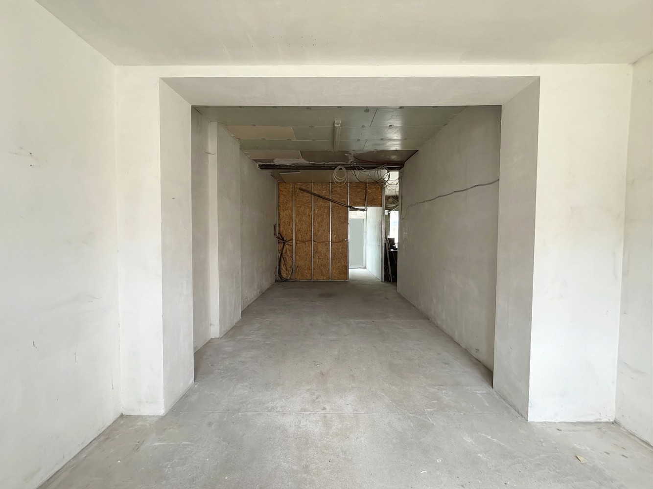 Casco handelspand in centrum Diepenbeek - foto 4