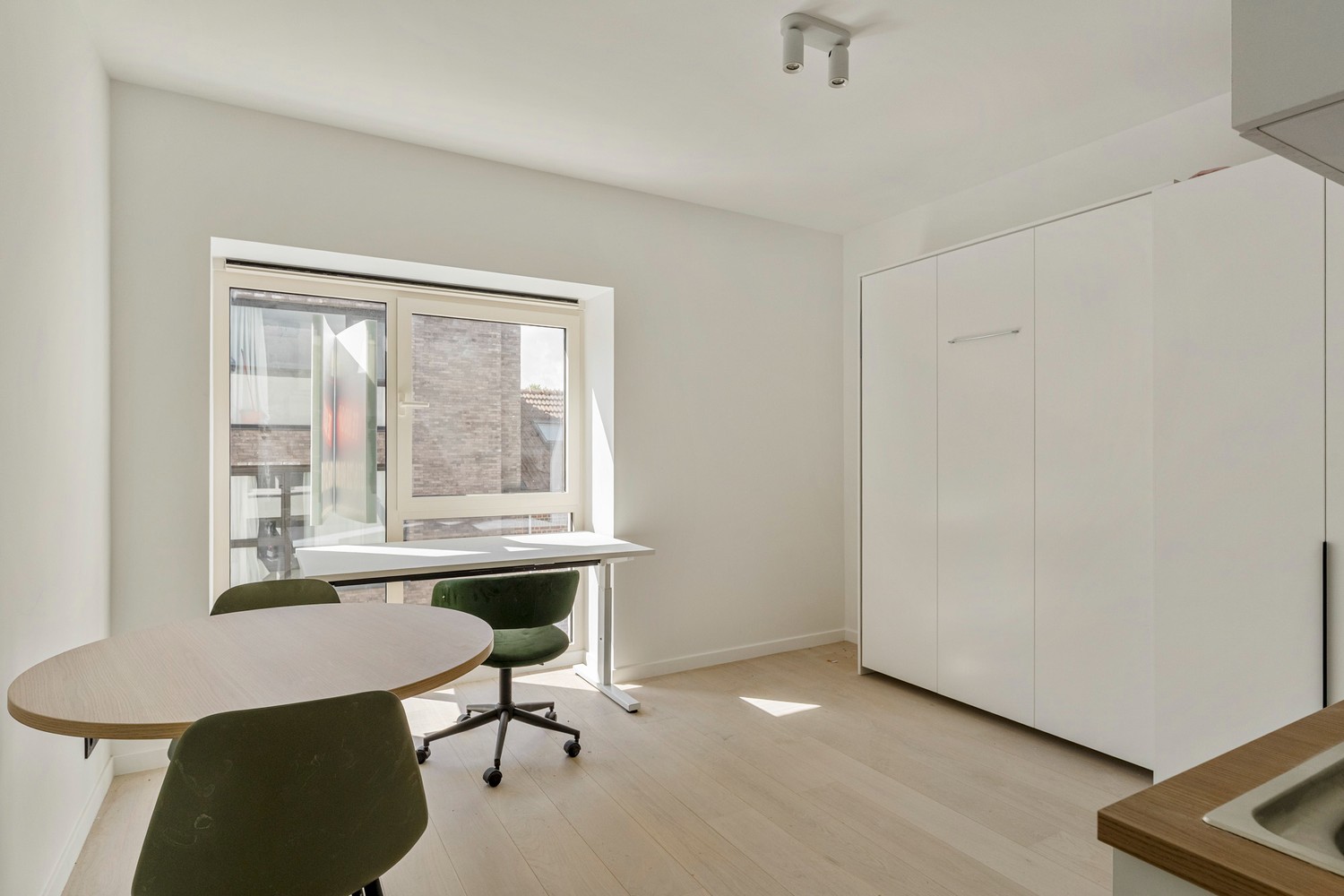 Bent u nog op zoek naar een mooie studio voor het academiejaar '26-'27? Nieuwe studio's, onmiddellijk beschikbaar voor eigen gebruik of verhuur! - foto 3