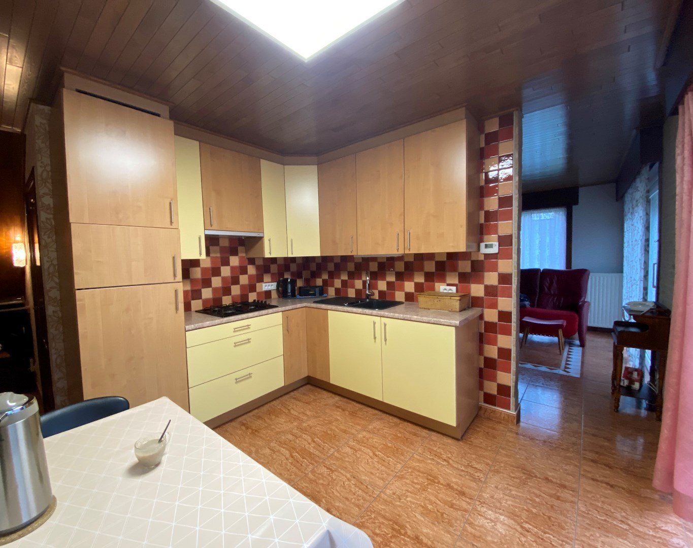 Rustig gelegen, alleenstaande woning te Houthulst - foto 5