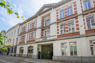 Een voormalige brandweerkazerne, werd in 2014 omgetoverd tot een stijlvol complex bestaande uit appartementen, studio's en studentenkamers...