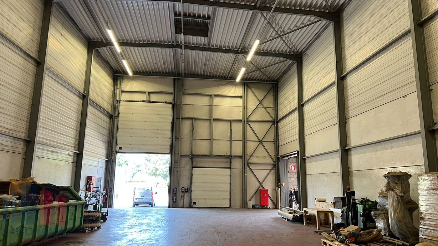 BÂTIMENT INDUSTRIEL AVEC 1.190 m² D’ESPACE DE STOCKAGE & 90 m² DE BUREAUX À UN EMPLACEMENT STRATÉGIQUE À PROXIMITÉ DE L’E313/E314 À BERINGEN - photo 5