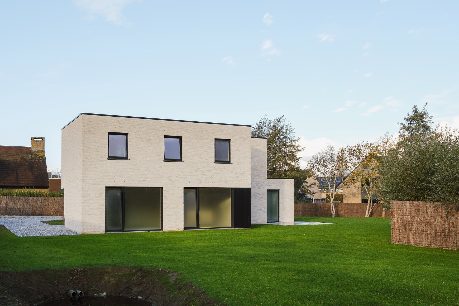 Luxueuze villa met polyvalente ruimte voor praktijk in Rumbeke - photo 3