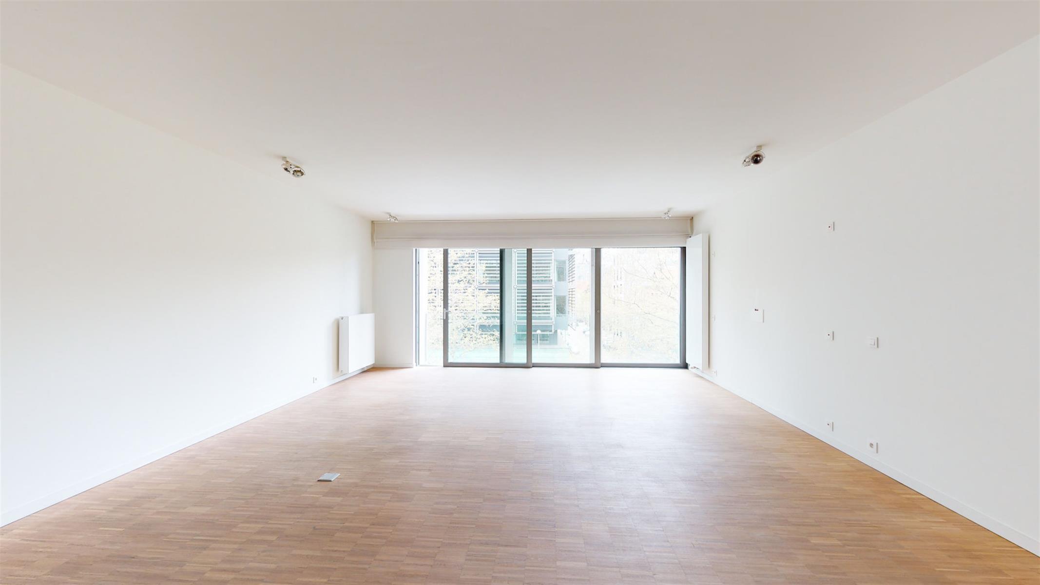 ANTWERPEN - Royaal appartement in een kleinschalig gebouw - foto 4