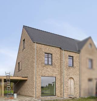 Wielsbeke: luxueus afgewerkte halfopen woning te huur met tuin en carport. Deze prachtige nieuwbouwwoning is gelegen op een toplocatie in Wielsbeke,...