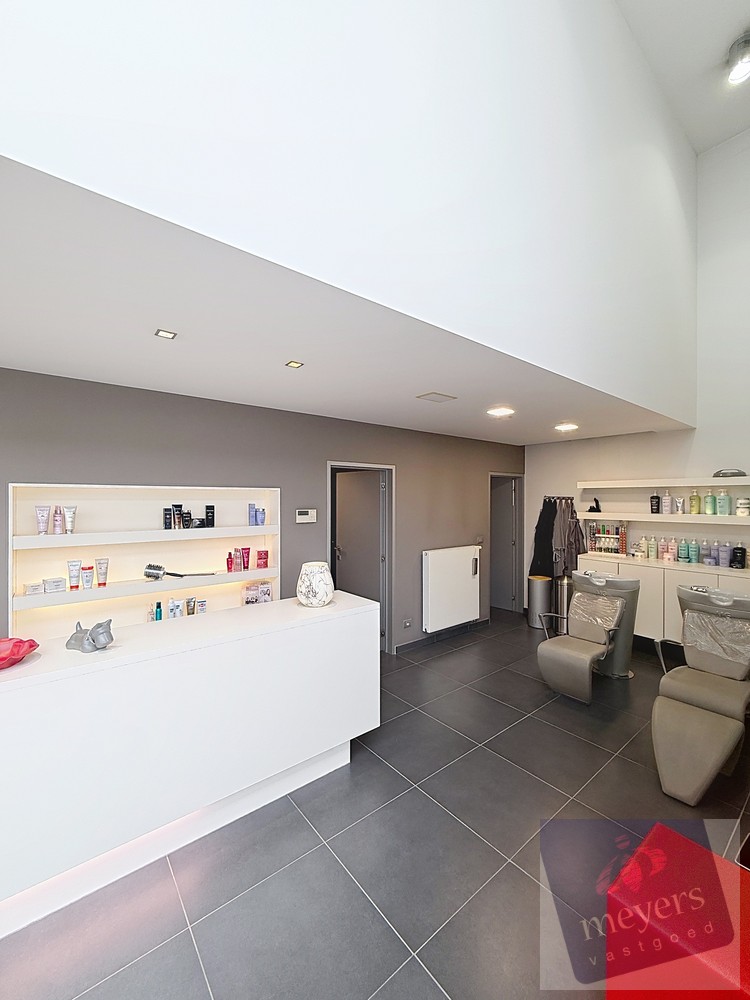 Commercial for sale in Spalbeek with 2 bedrooms - photo 4