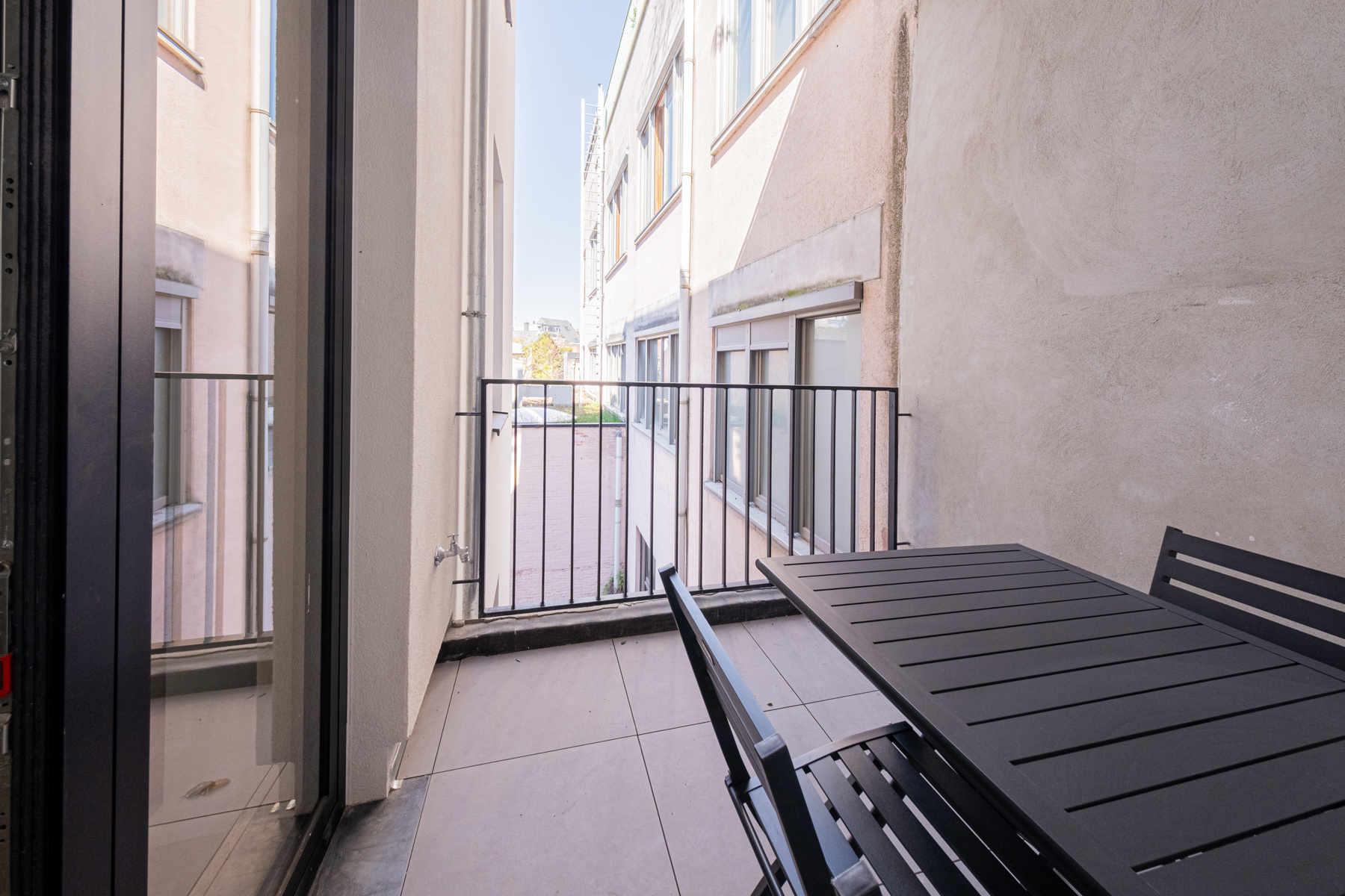 Stijlvol wonen in het hart van ’t Zuid met terras - foto 4