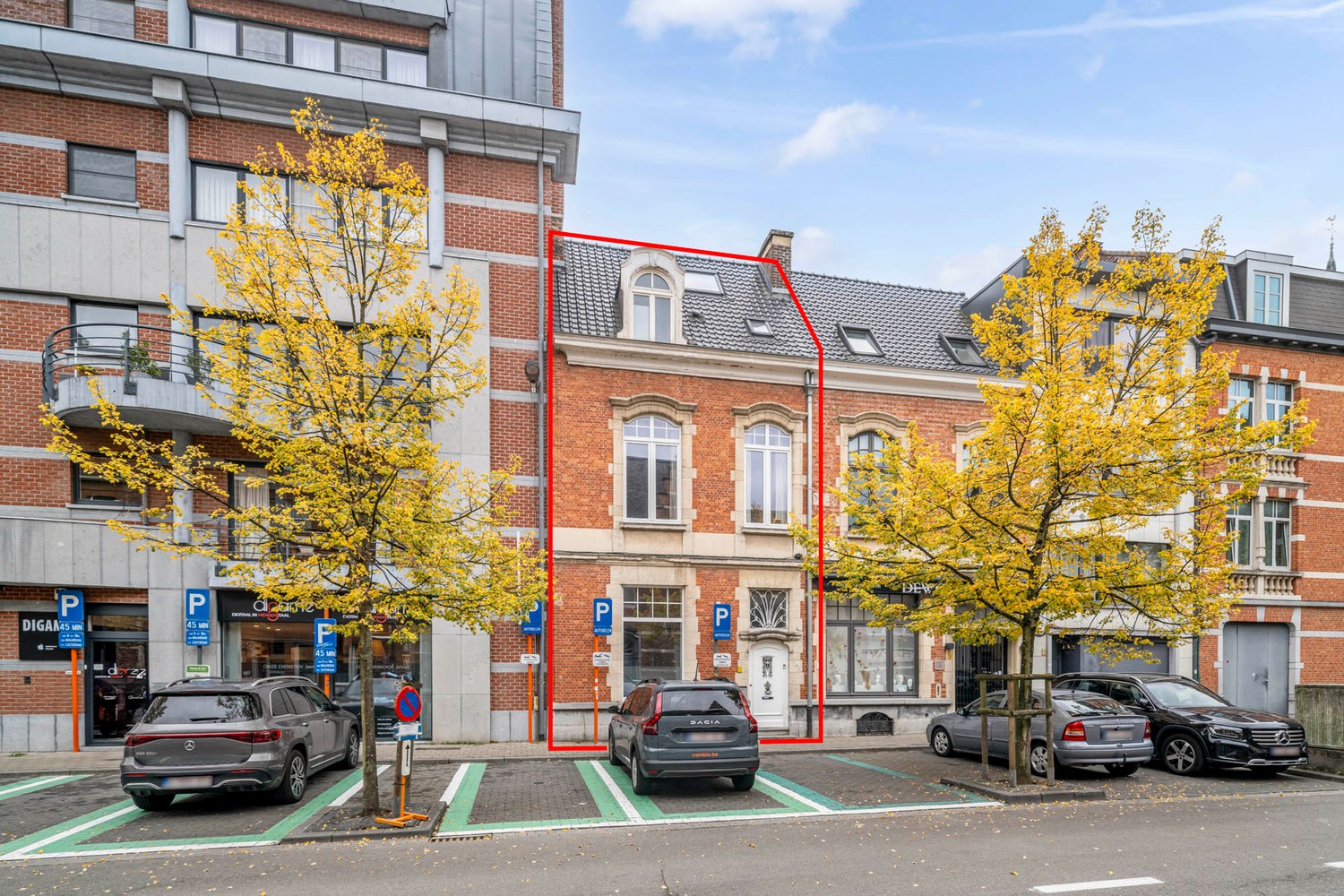 Goed gelegen burgerwoning met een tuin aan de Lei te centrum Leuven! - photo 1
