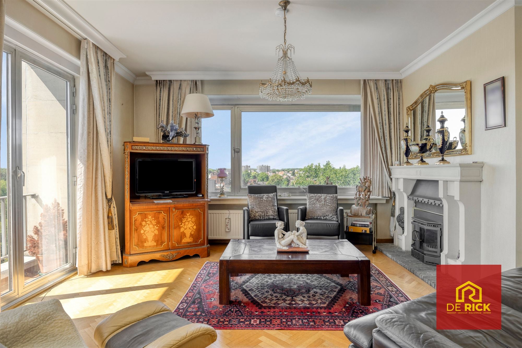 Ruim 4 slp appartement met prachtig parkzicht en garages - foto 4
