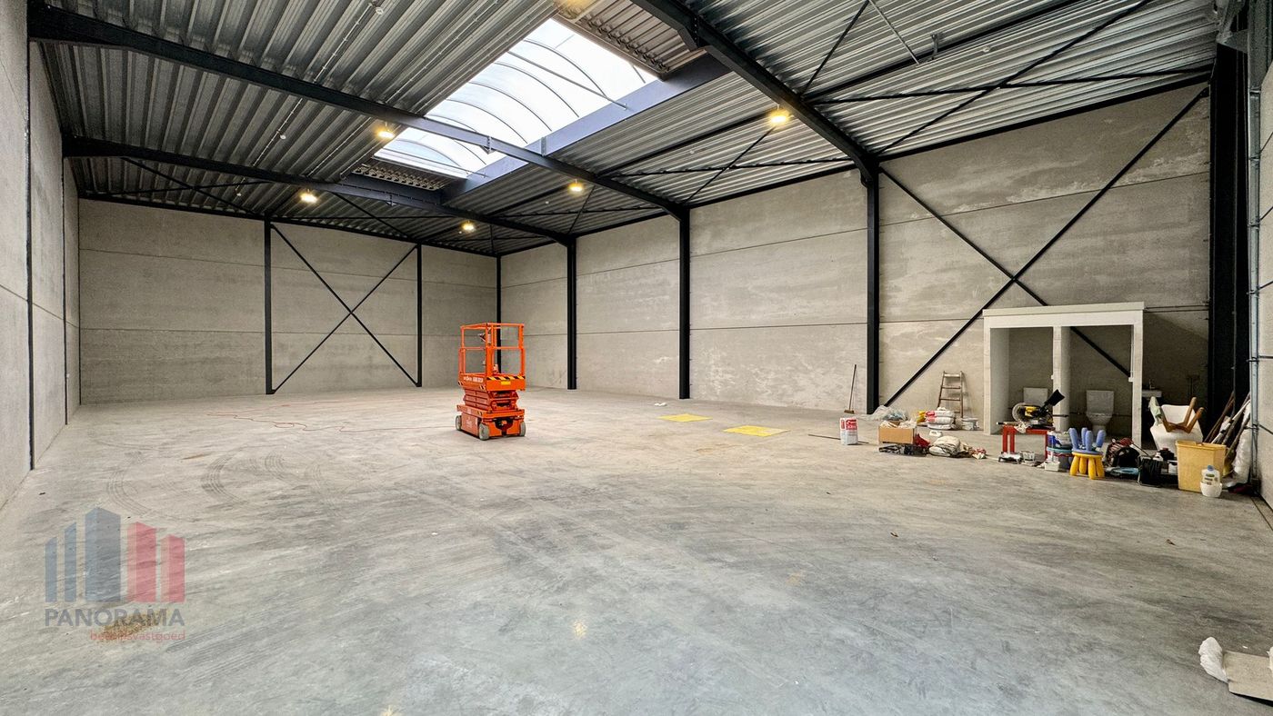 Nieuwbouw KMO-unit van 338 m² te huur - foto 2