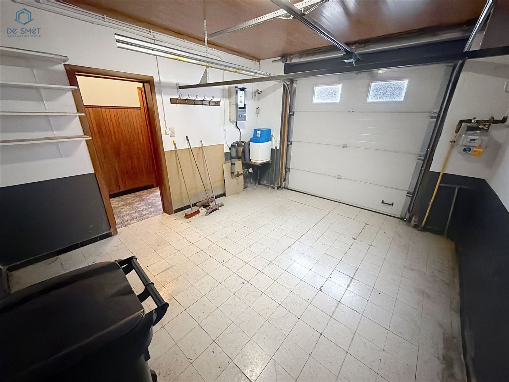 TE RENOVEREN WONING MET 3 SLAAPKAMERS, GARAGE EN TERRAS IN VIANE - foto 3