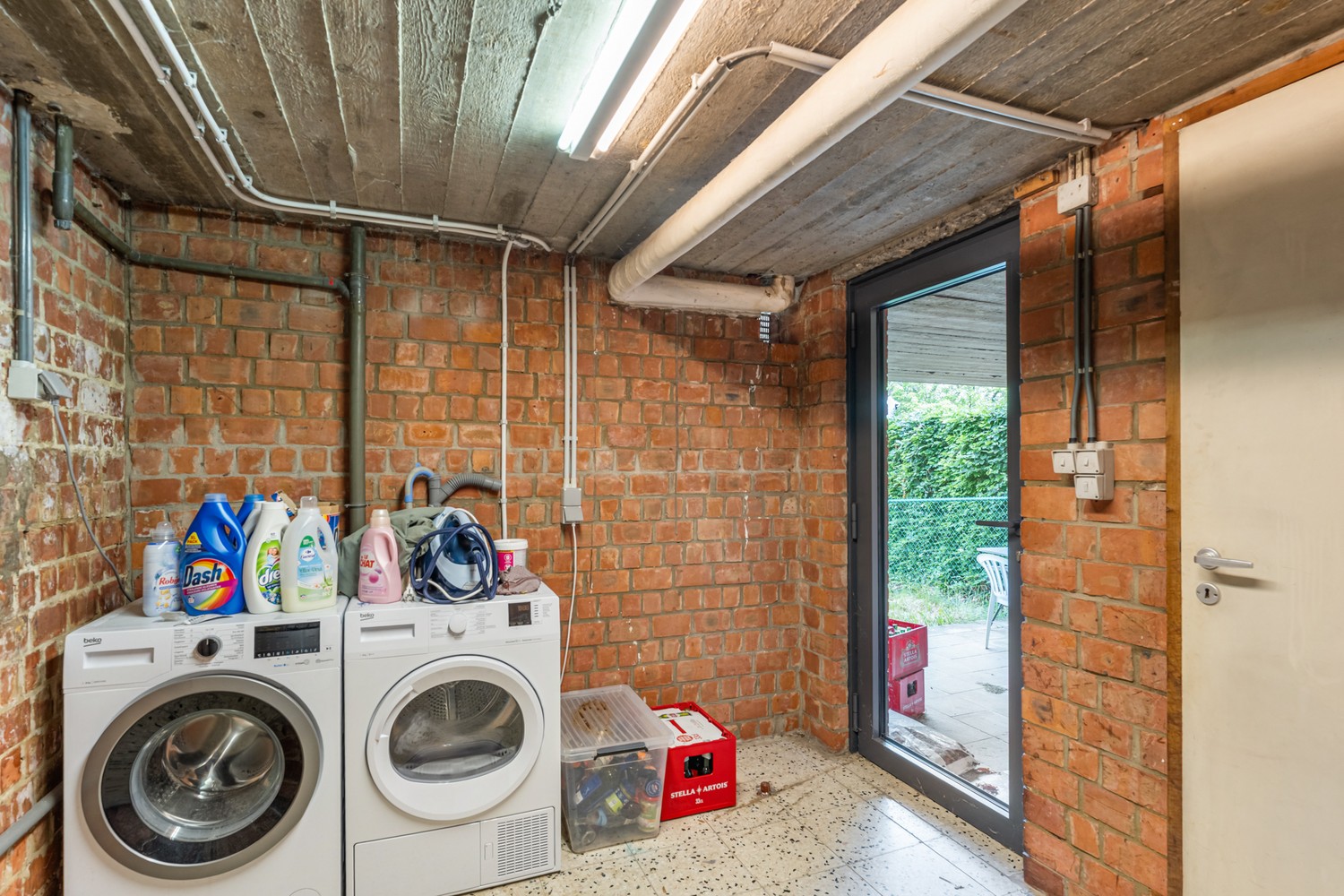 Gerenoveerde en energiezuinige woning met 3 slaapkamers, een diepe tuin en een garage met een oprit op een toplocatie te Kessel-Lo! - photo 5