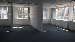 Optimaal gelegen kantoorruimte van 407 m² nabij Ikea Zaventem en de E40. Prijs/kwaliteit is de ruimte heel interessant. Het lichtrijke kantoor...