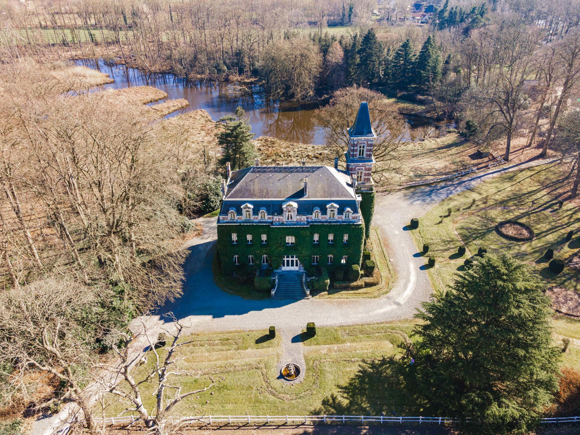 House for sale in Destelbergen with 8 bedrooms - photo 2