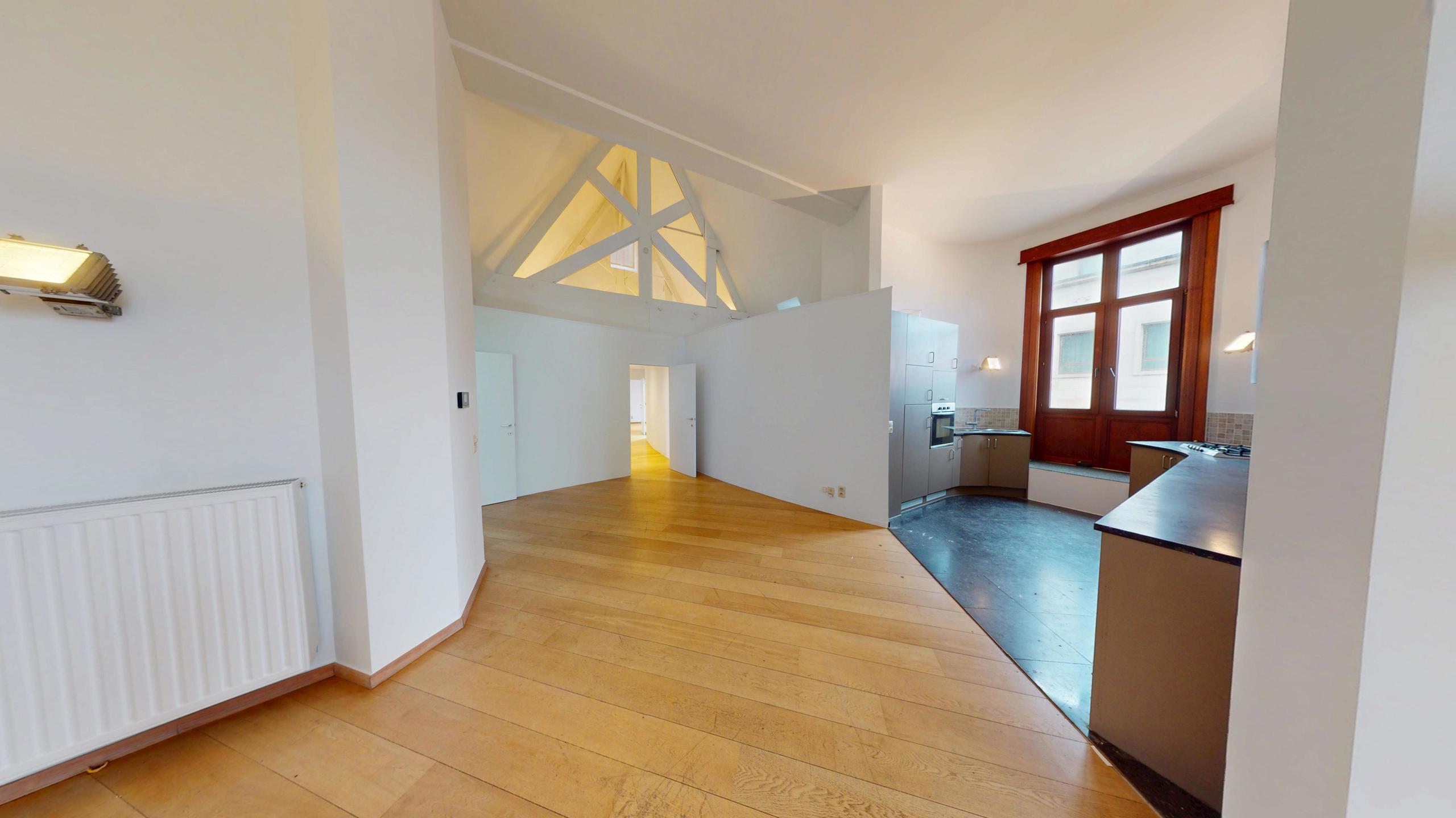 Apartment for rent in Antwerp with 3 bedrooms - photo 4