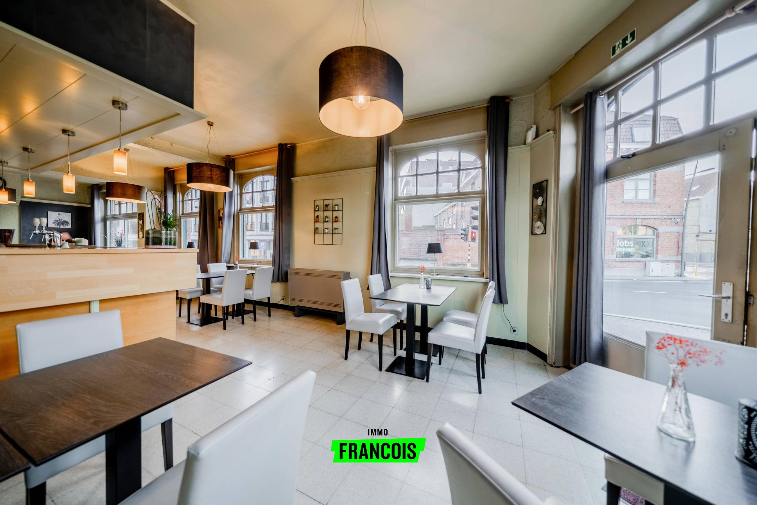 Commercial à vendre à Ypres avec 3 chambres - photo 3