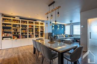 Clé en main, maison familiale lumineuse avec 3 à 4 chambres à coucher dans un emplacement de choix à WijnegemDans une rue calme et agréable de...