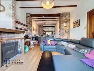 Instapklare en rustig gelegen woning nabij LandenDeze gezellige woning in Rumsdorp geniet van een bijzonder rustige ligging, vlak naast Landen, en is...