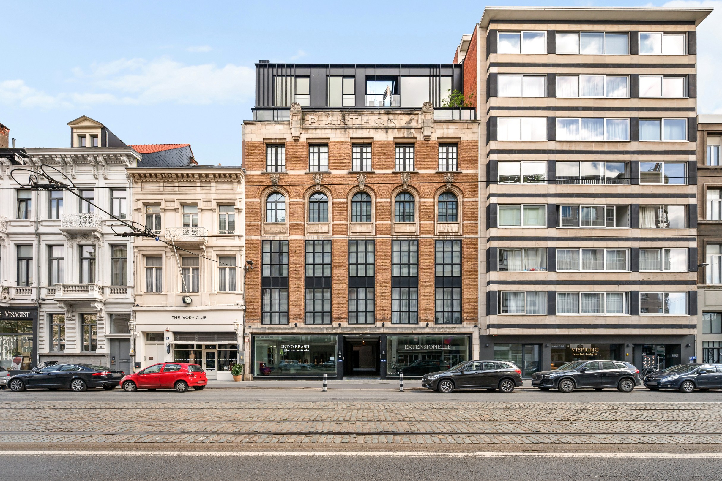 Triplex architectural avec terrasse en emplacement de choix - photo 1