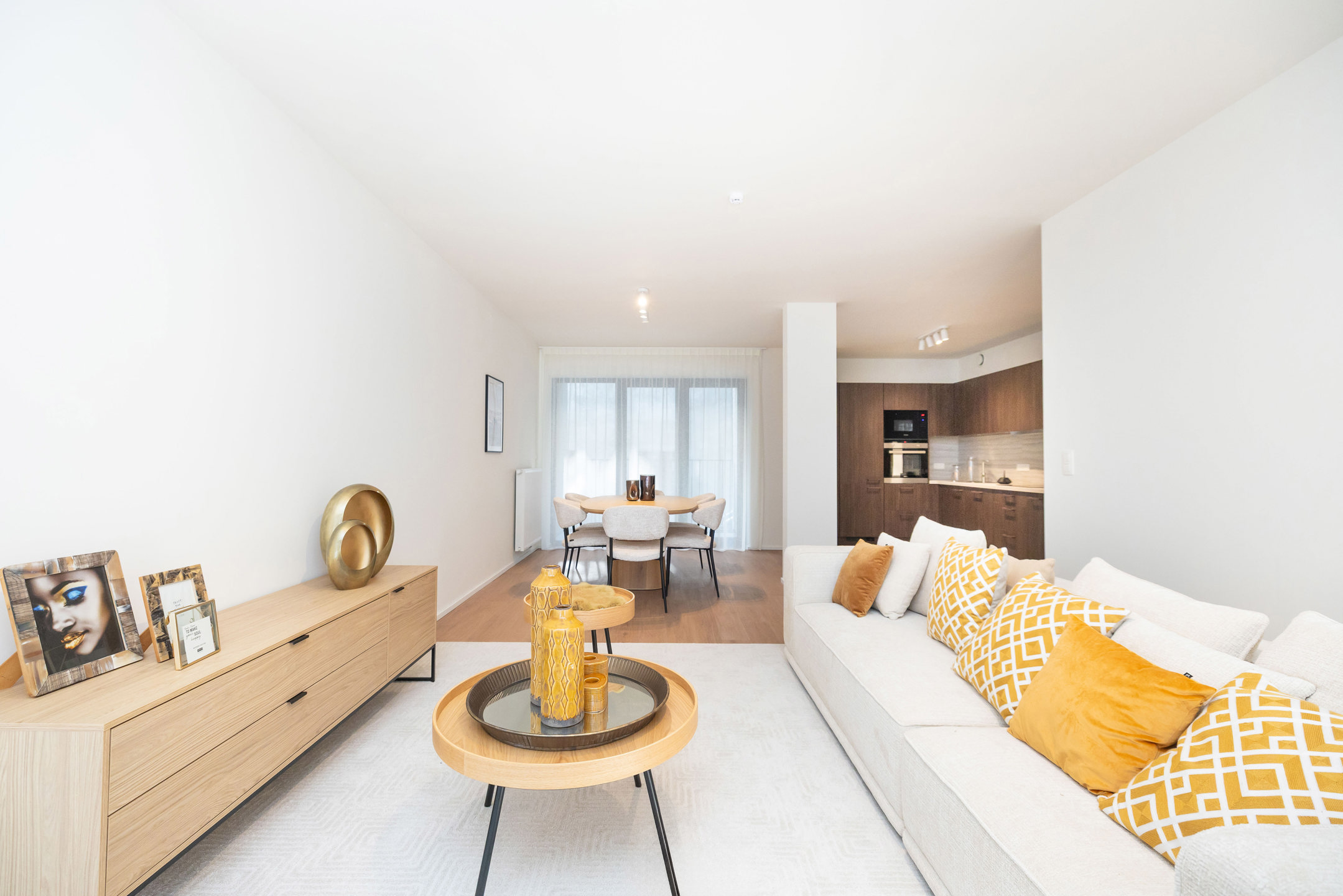 Apartment for sale in Brussels with 2 bedrooms - photo 2