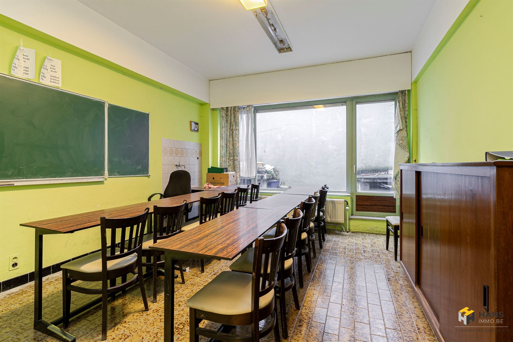 Ruim handelsgelijkvloers (296 m²) op toplocatie in hartje Antwerpen (2000). - foto 3