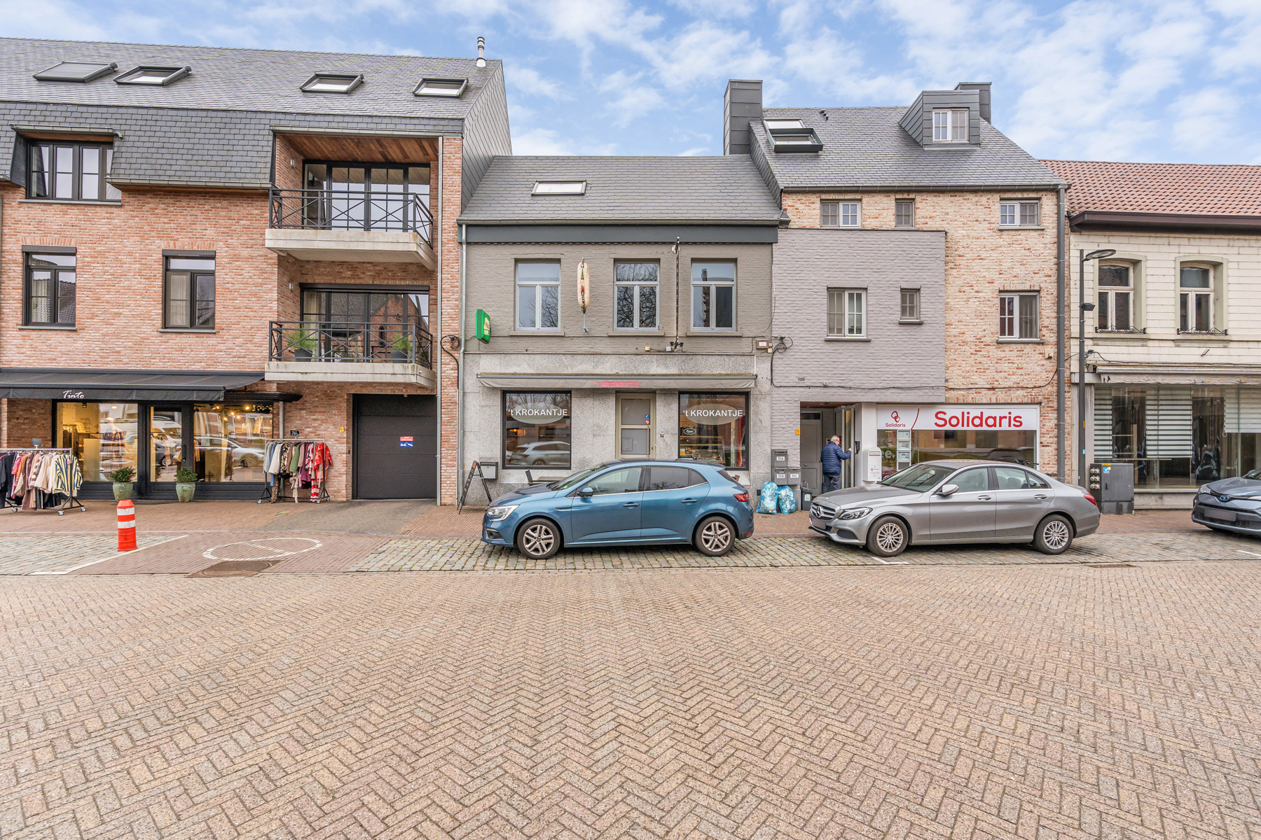 Goed draaiende handelszaak met achtergelegen woonst en tuin - foto 1
