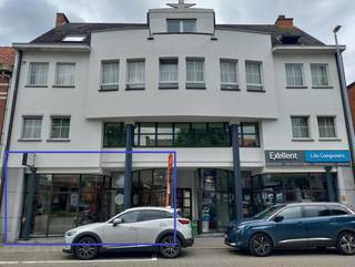 RUIME HANDELSRUIMTE MET UITSTEKENDE ZICHTBAARHEID TE HERENTALSBent u op zoek naar een veelzijdige commerciële ruimte op een toplocatie? Deze ruime...