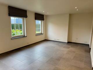 Deze flat met 1 slaapkamer is gelegen aan de rand van het centrum van Geraardsbergen, dichtbij het station en winkels. Het appartement is gelegen...