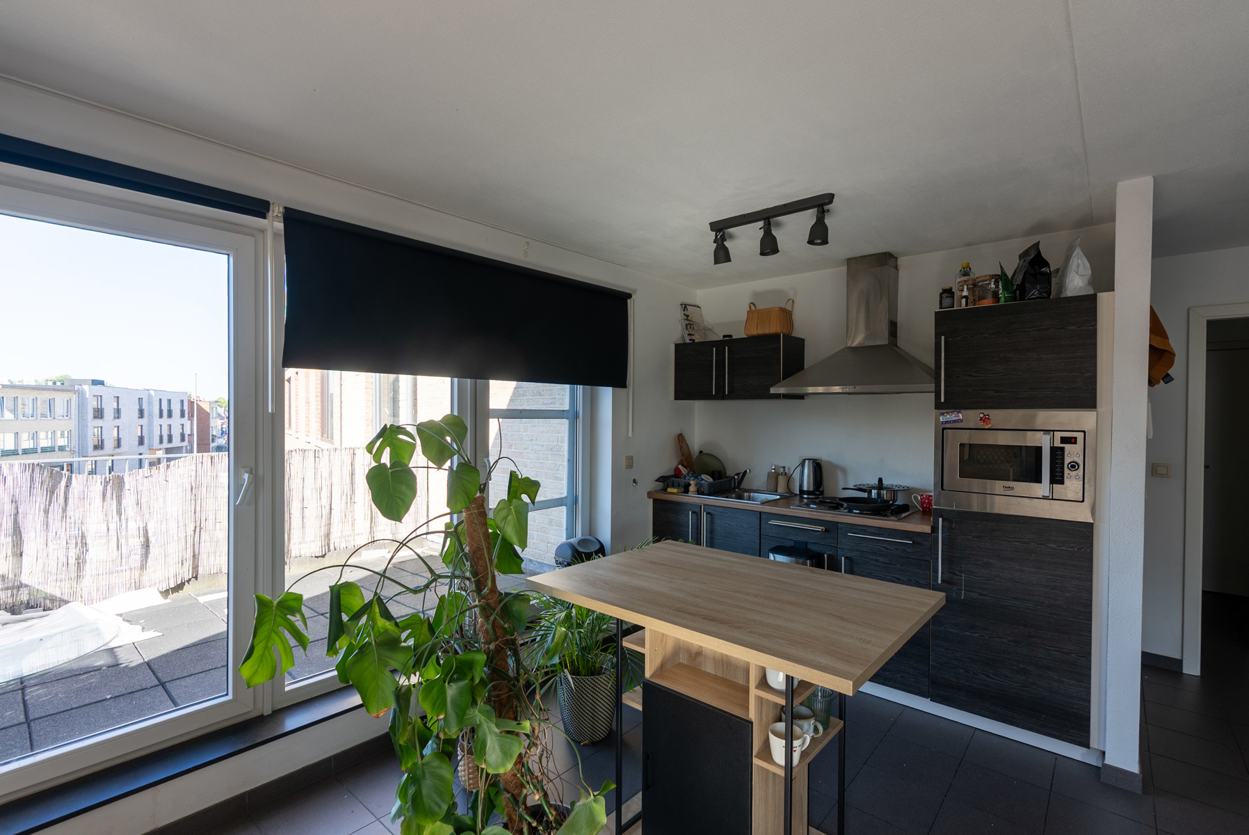 Appartement met terras en staanplaats nabij het centrum! - foto 3