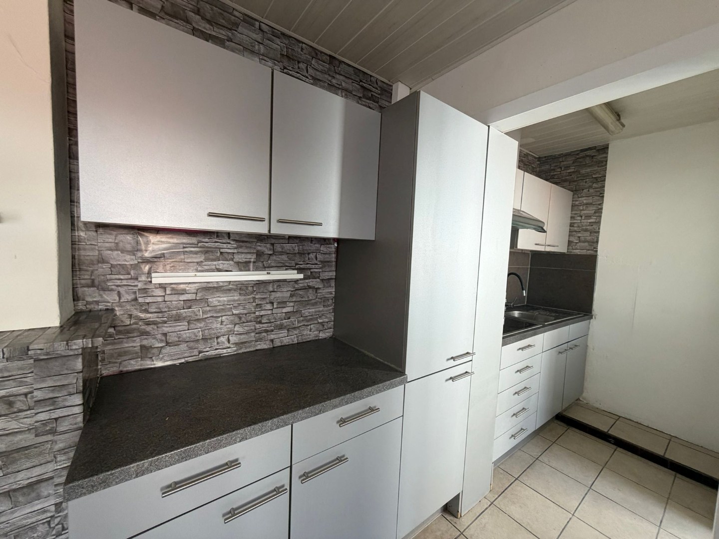 Maison à louer à Ostende avec 4 chambres - photo 4