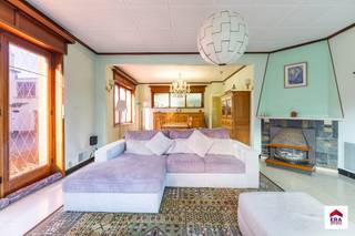 Koksijde: halfopen huis in de Fazantenparkstraat.Deze woning biedt een rustige ligging in een residentiële buurt, met alle voorzieningen van Koksijde...