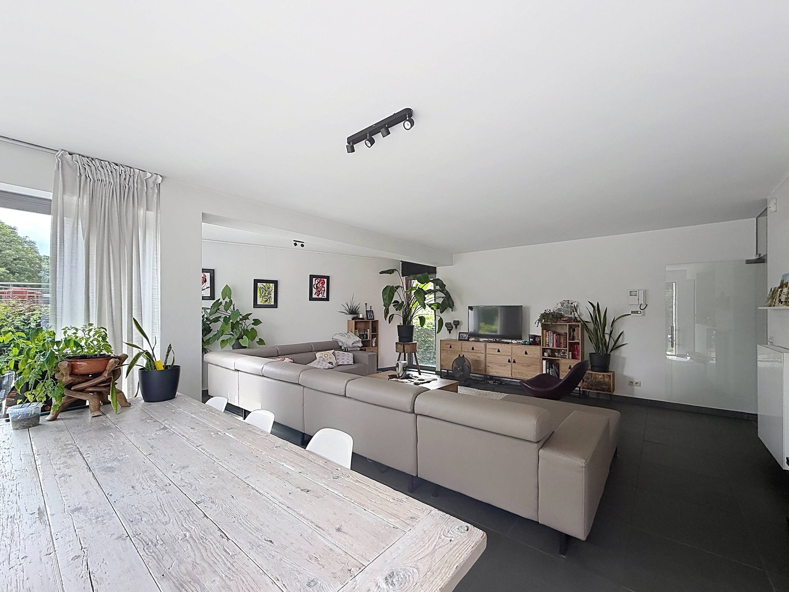Energy-efficient 4-bedroom house with garden in Dilbeek - photo 4