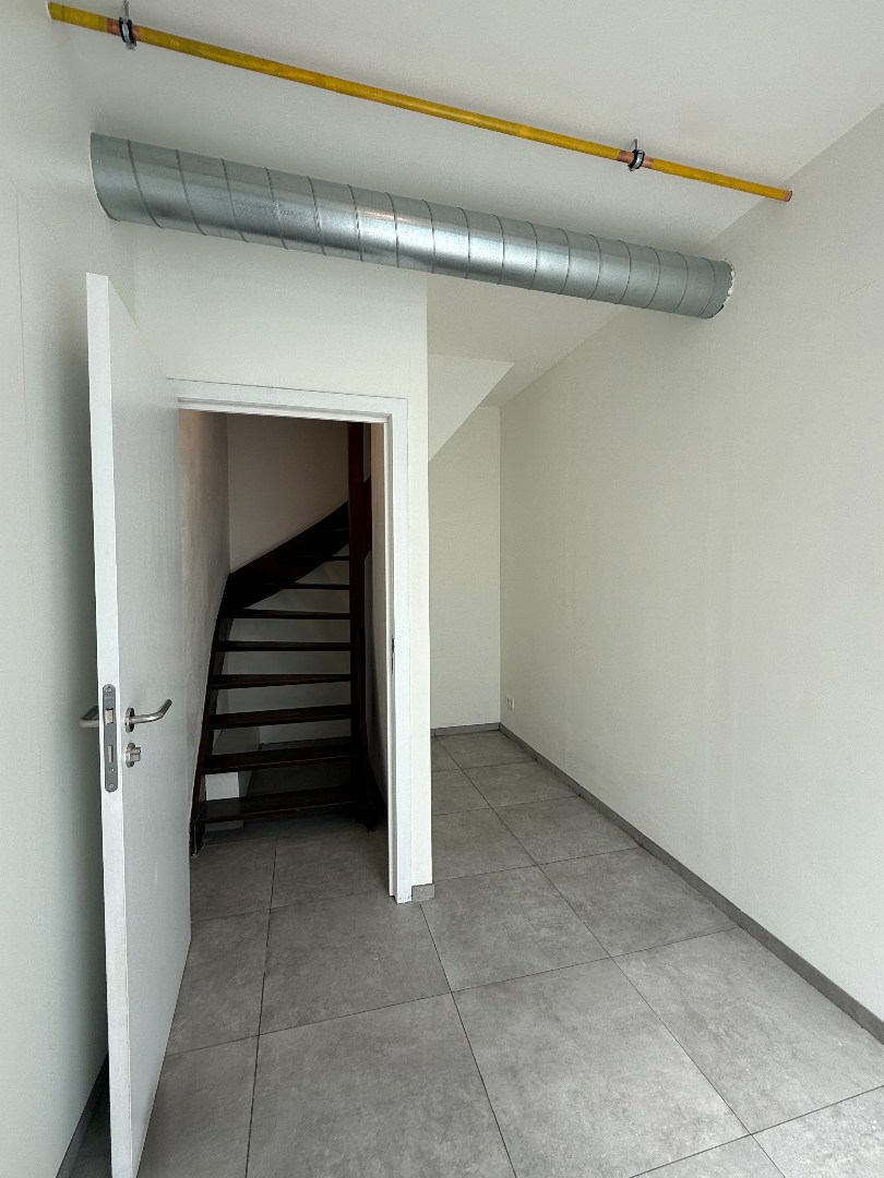 Licht en karaktervol appartement met ruime slaapkamer in het hart van Gent - foto 3