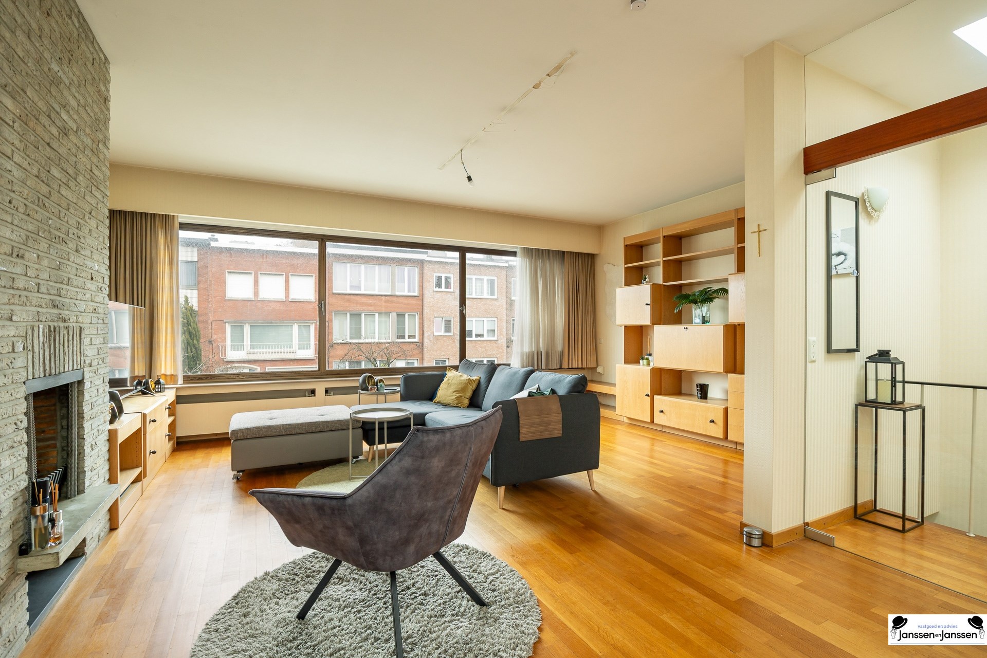 Lichtrijke gezinswoning met tuin in een rustige wijk! - foto 3