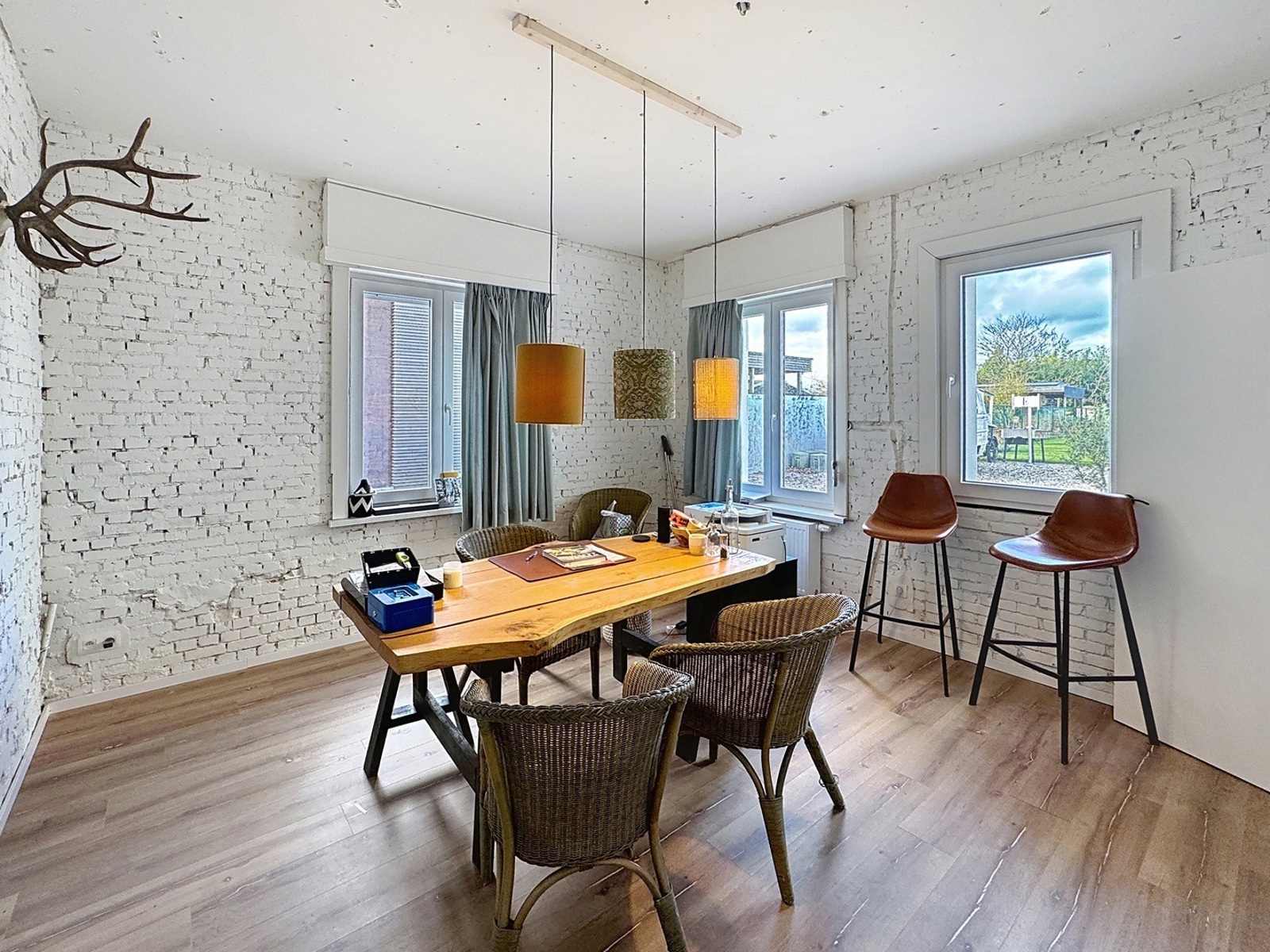 Gerenoveerde handelspand met zonnige tuin + parkeerplaatsen - foto 5