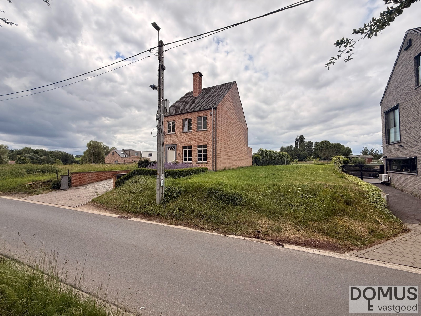 Bouwgrond van 584 m² in rustige woonomgeving te Brussegem - foto 4