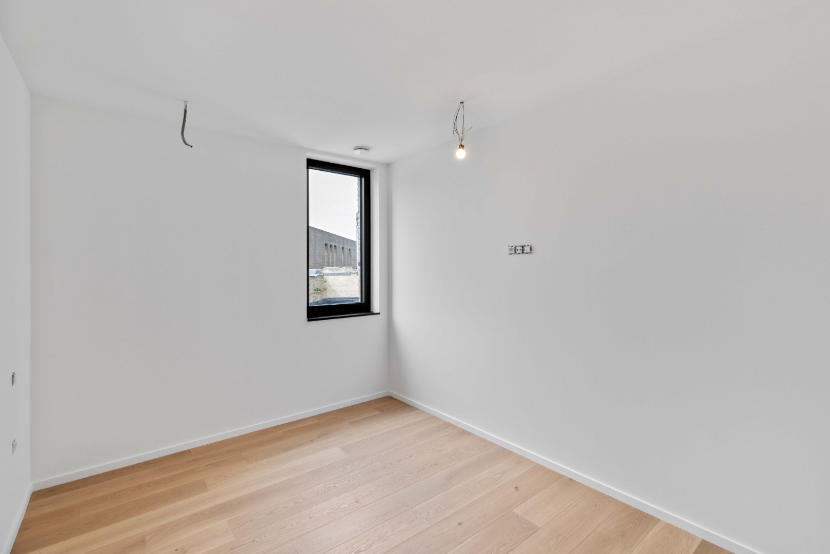 Ruim en nieuwbouw 2-slaapkamerappartement met zuidgericht terras in centrum Veurne - foto 5