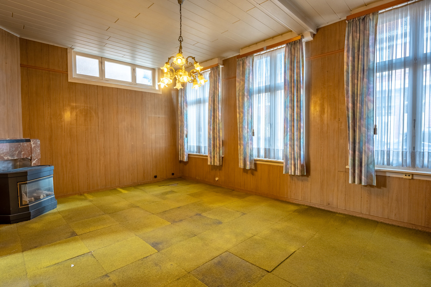 Te renoveren opbrengsteigendom met 2 appartementen - foto 4