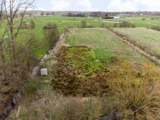 Te koop: unieke landbouwgrond in Heffen, prachtig gelegen in een groene omgeving aan de rand van het water. Deze eigendom bestaat uit twee...