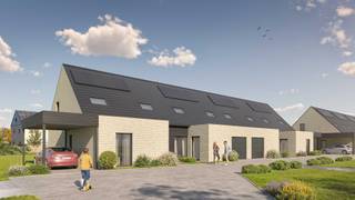 <p>Ontdek Kouter Middenpark, een nieuwbouwproject in Eke, deelgemeente van Nazareth-De Pinte, waar comfortabel, energiezuinig en hedendaags wonen centraal staat.</p><p>Het project combineert een aangename residentiële omgeving met een bijzonder vlotte bereikbaarheid.</p><p>Dankzij de ligging bevindt u zich op korte afstand van Gent, met bovendien een vlotte verbinding via de E17 en N60.</p><p>Ook het station van Eke bevindt zich vlakbij, terwijl u in de omgeving volop geniet van het aanwezige groen.</p><p> </p><p>De eerste fase van het project omvat 12 moderne gezinswoningen met zadeldak, ontworpen met aandacht voor comfort, functionaliteit en energiezuinigheid.</p><p>Het project omvat zowel halfopen bebouwingen met carport als gesloten bebouwingen met inpandige garage.</p><p>Alle woningen beschikken over 3 slaapkamers en worden aangeboden aan een vaste prijs, zonder prijsherziening.</p><p> </p><p>Ook op technisch vlak zijn de woningen voorzien van hedendaagse en energiezuinige technieken.</p><p>Zo beschikt elke woning over een ventilatiesysteem C+, vloerverwarming via een warmtepomp op zowel het gelijkvloers als de verdieping en 4 zonnepanelen.</p><p>Dankzij deze combinatie wordt een E-peil van maximaal E26 voorzien, waardoor u geniet van een energiezuinige woning met hedendaags wooncomfort.</p><p> </p><p>De woningen worden voorzien van een kwalitatieve basisafwerking.</p><p>De start van de werken is voorzien in het voorjaar van 2027.</p><p>Dankzij de combinatie van een energiezuinige uitvoering, een vaste aankoopprijs en een aantrekkelijke ligging nabij Gent vormt Kouter Middenpark een interessante keuze voor wie op zoek is naar een nieuwe gezinswoning, maar ook voor wie nieuwbouw als investering overweegt.</p><p></p><p><strong>Aankoopprijs zonder BTW: 326.325 euro*</strong></p><p></p><p><strong>Aankoopprijs inclusief 21% BTW op de constructie: 388.303,77 euro*</strong><br />*Prijs publicatie (Incl. 21%BTW + grond excl RR)</p><p>* excl. RR (12% grondwaarde), meetkosten, aktekosten, aansluitkosten nutsleidingen en notariskosten<br />We staan ter beschikking van de koper voor de volledige en gepersonaliseerde prijsopgave op maat. Contacteer ons gerust voor een vrijblijvende afspraak.</p><p> </p><p>Interesse in de beschikbare woningen, plannen en prijzen?</p><p>Neem gerust contact met ons op via deinze@vastgoeddevos.be of 09 380 25 99.</p><p> </p><p> </p>
