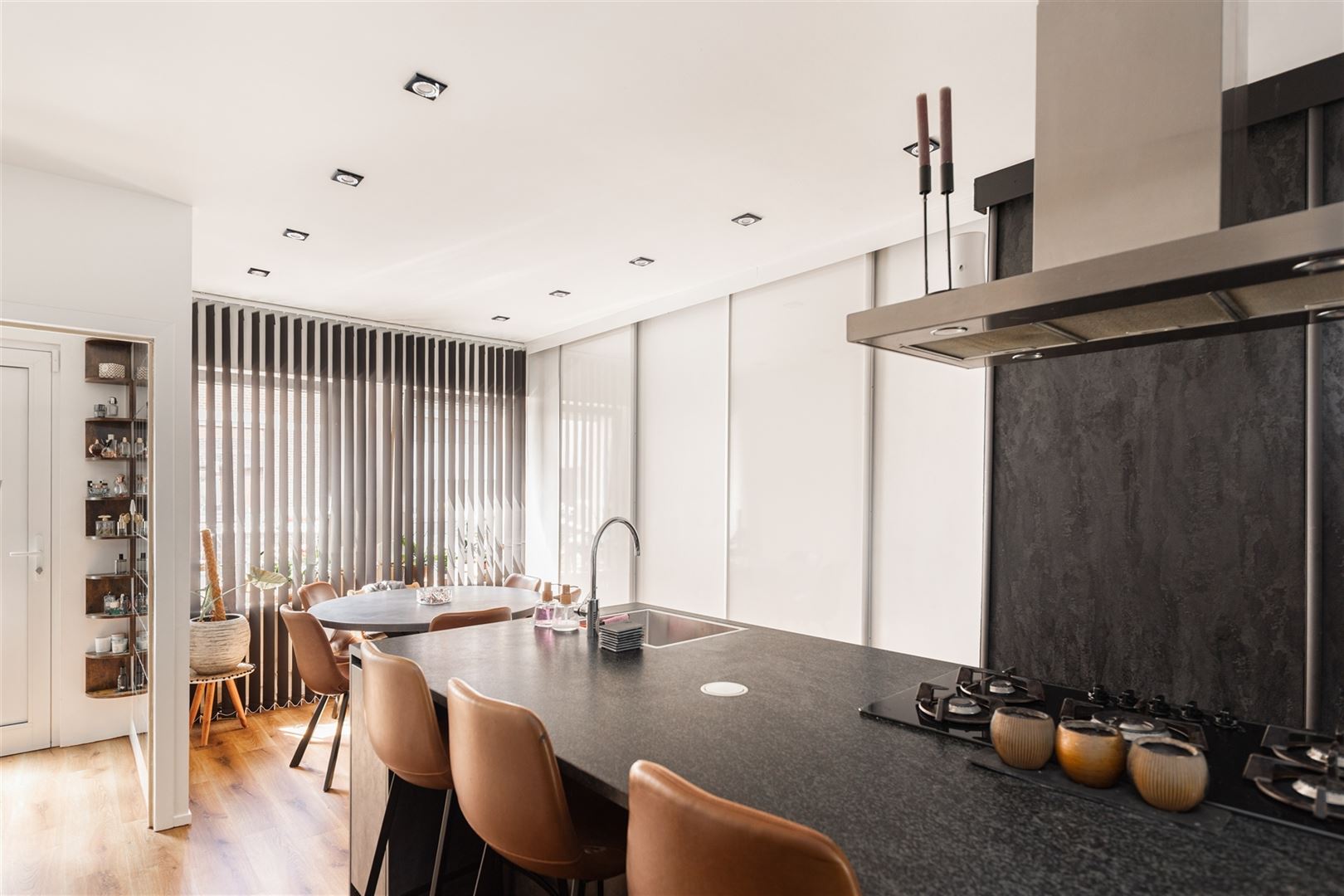 Rendabele kans: opbrengsteigendom met 3 of 4 units
- foto 4