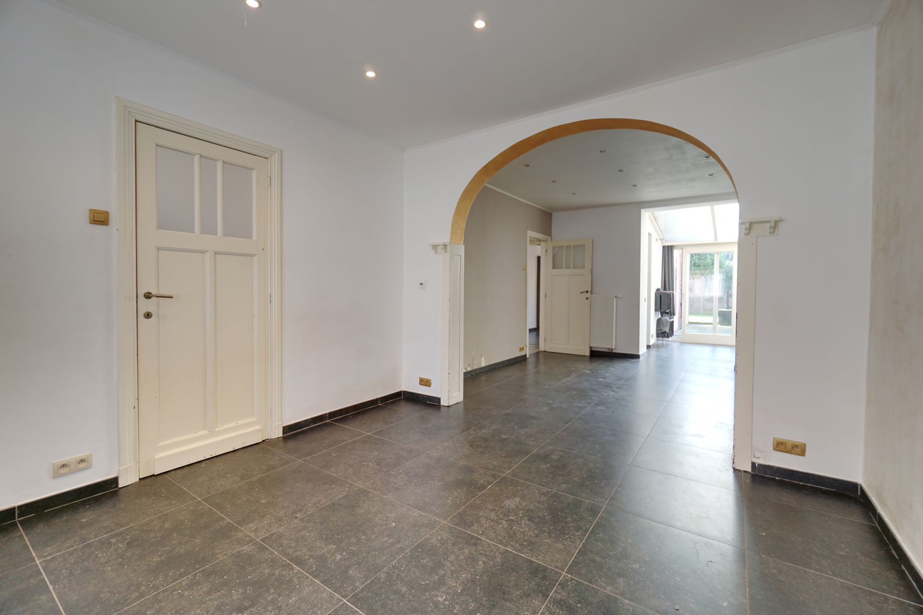 Maison à louer à Bruges avec 3 chambres - photo 2